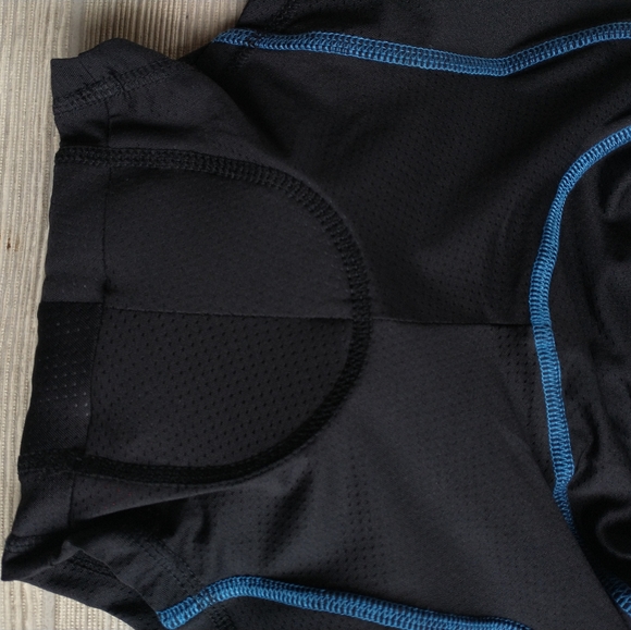 NWT Twotwowin Women's size X-Small Padded Cycling Spinning Underwear Shorts - Picture 4 of 6